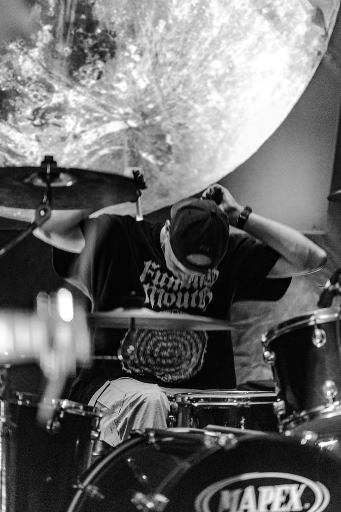 Photo of Weedow during concert, 2024/05/11@Warsztat, Kraków, ©Kuba Kazanowski